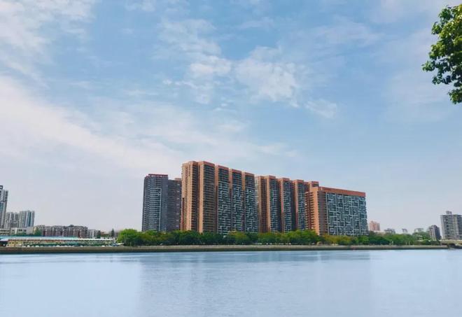 新世界凯粤湾官方网站：售楼中心—2025官方网站-广州房天下！(图1)