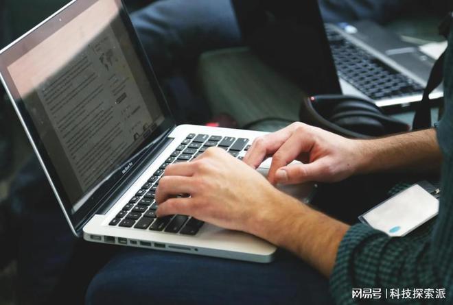 网站开发公司精选合集网站制作公司打造好收录、加载快的？(图1)